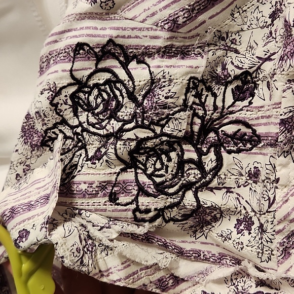 Button down blouse - Picture 3 of 3